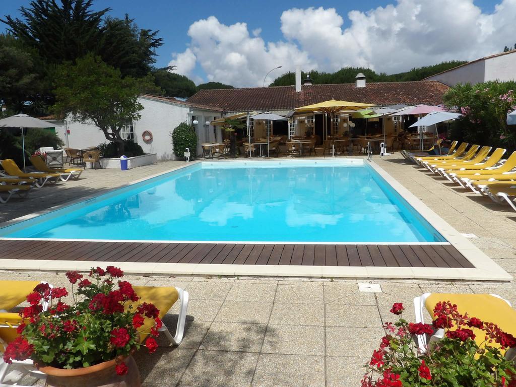 Hotel Les Gollandieres Le Bois-Plage-en-Ré Buitenkant foto